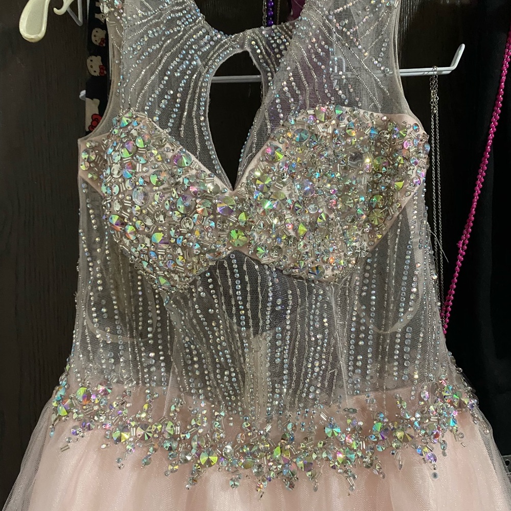 Prom dress - Picture 3 of 6